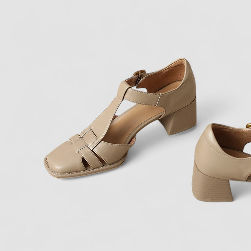 Beatrice | Scarpe Mary Jane con Intagli Laterali