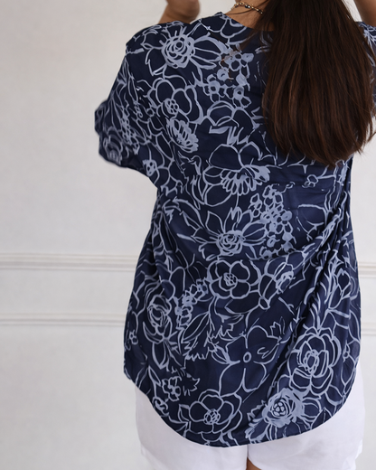 Azzurra | Blusa Elegante con Tasca
