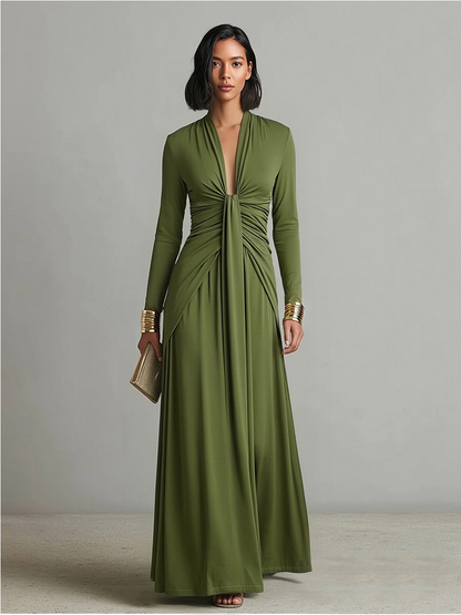 Michela | Abito Maxi Glamour con Scollo Profondo e Dettagli con Volant