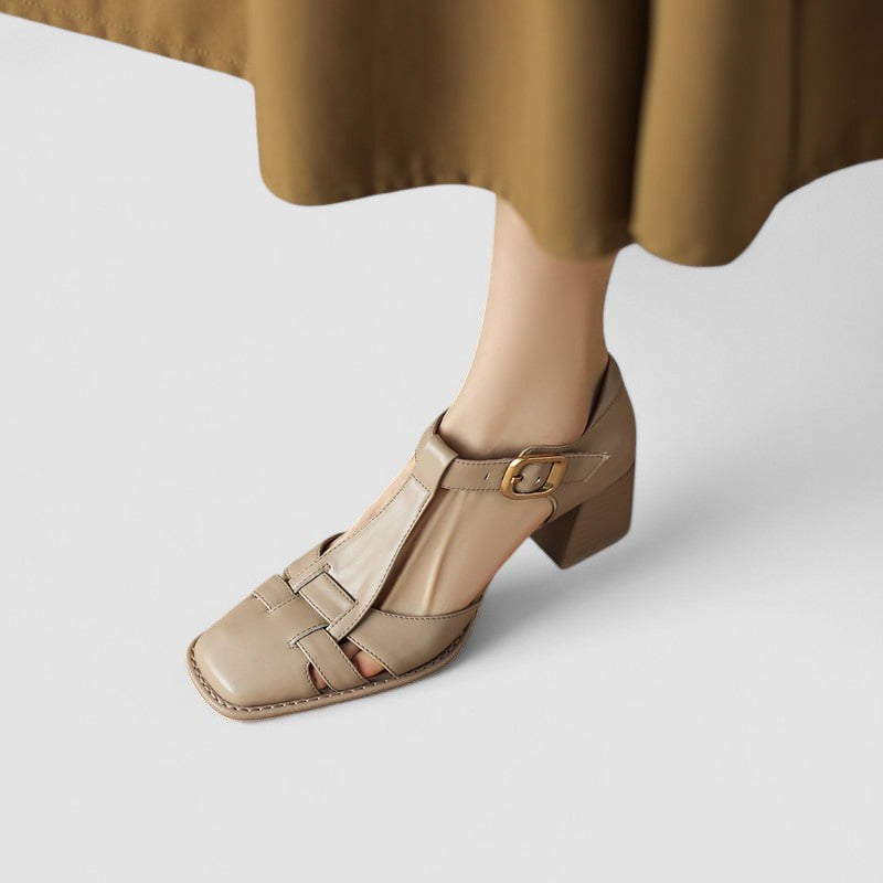 Beatrice | Scarpe Mary Jane con Intagli Laterali