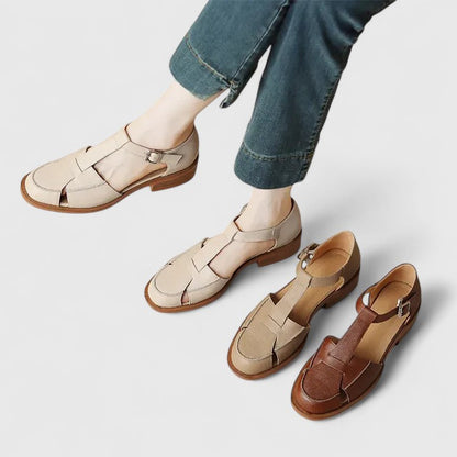 Raffaella | Scarpe Mary Jane con Intagli Laterali