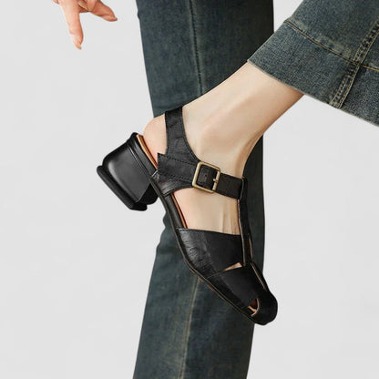 Silvia | Scarpe Mary Jane Retrò con Intagli