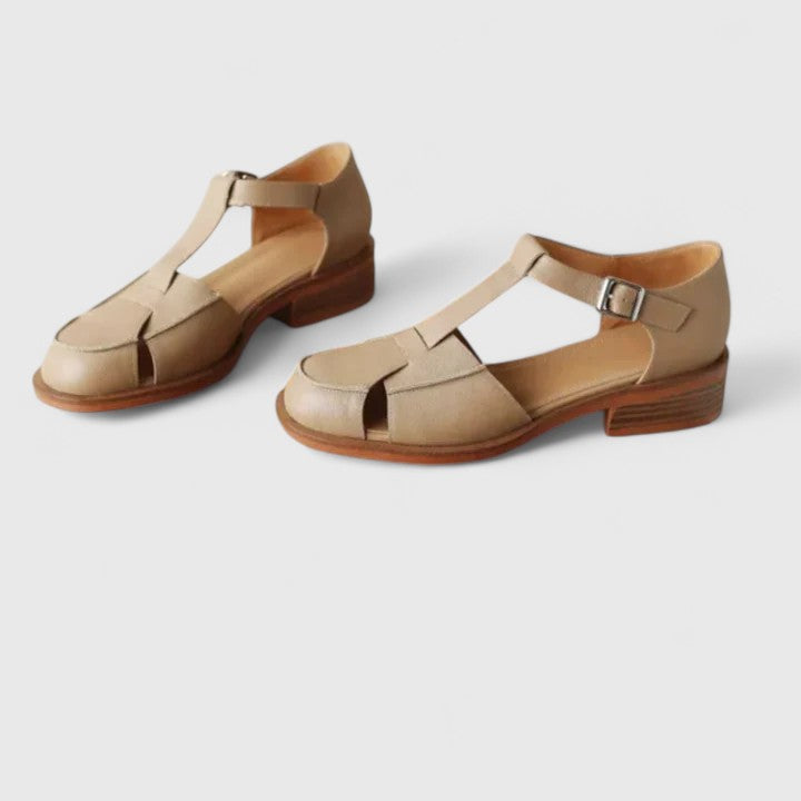 Raffaella | Scarpe Mary Jane con Intagli Laterali