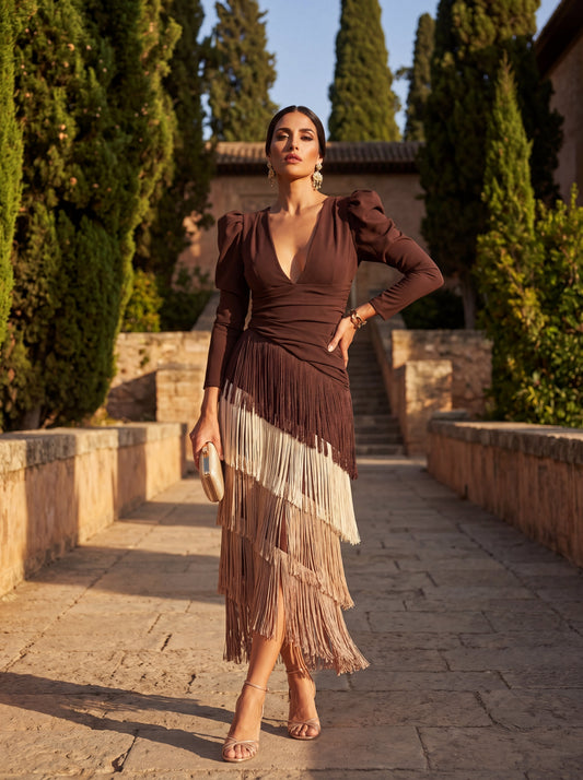 Emanuela | Abito Svasato con Frange Eleganti